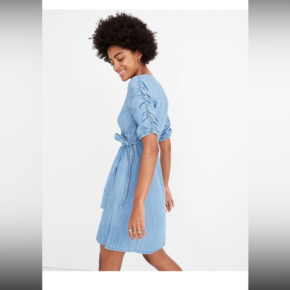Madewell Petite Denim Shirred-Sleeve Wrap Dress in Elsworth Wash Size SP - Picture 2 of 6